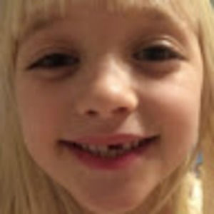 Meet your Posher, Lois